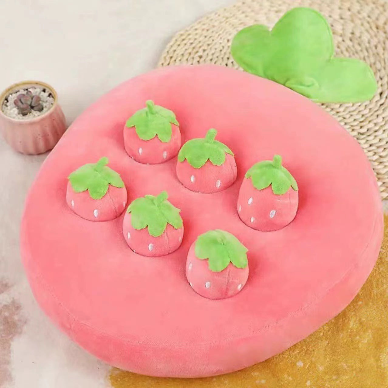 Cute Plush Snuffle Mat – Treat Time, Play Time