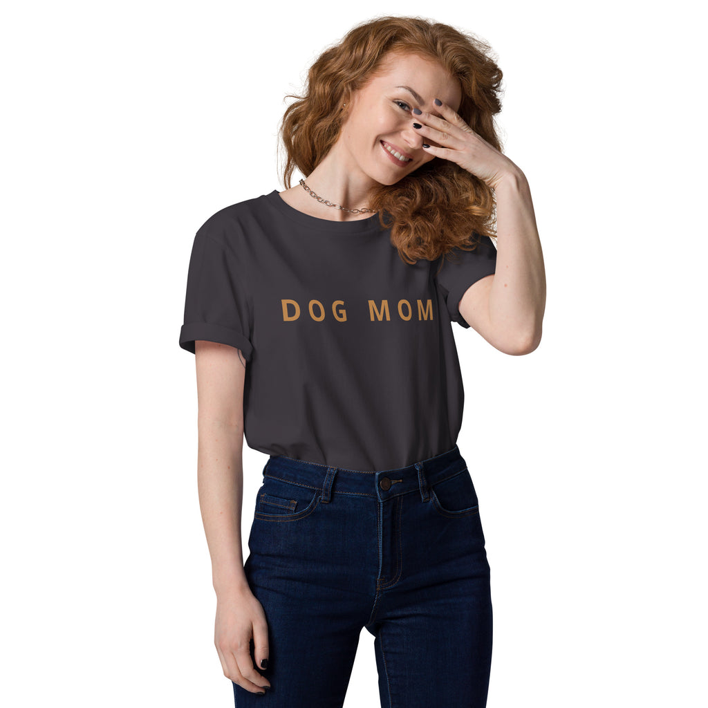 everyday shot of the dog mom t-shirt