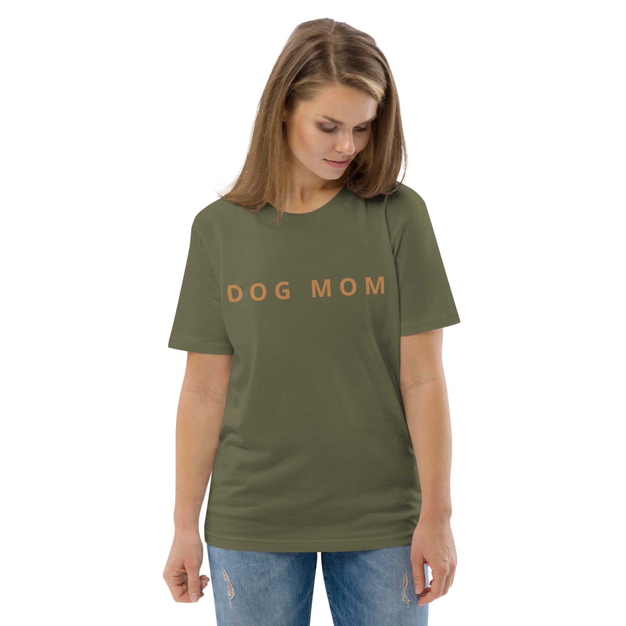 everyday shot of the dog mom t-shirt